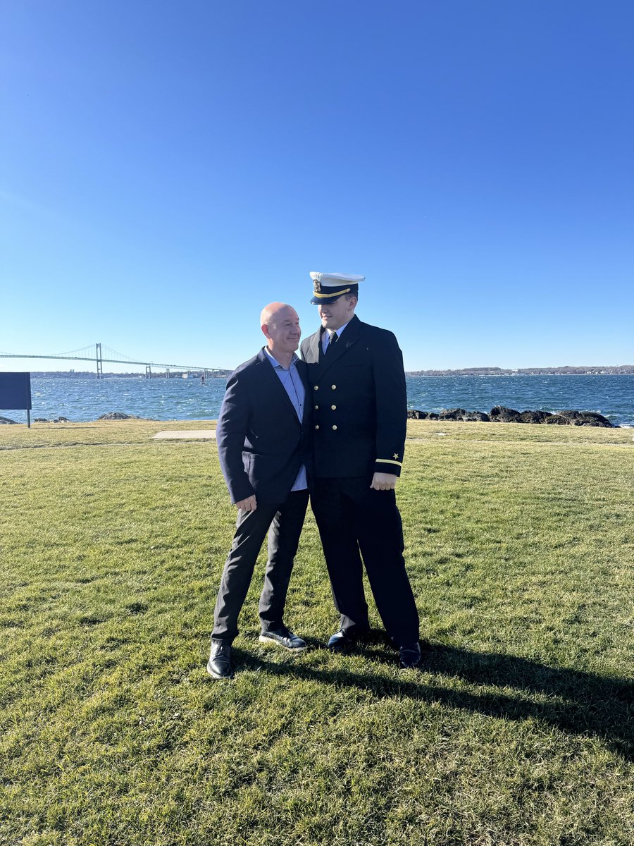 AlfordBrack's tweet photo. This young man @BrackstonA is a father’s dream. A scholarship athlete, a pilot, an honors graduate and now an officer and gentleman. Thanks to all the mentors that have poured into to him! The sky is the limit, give God the glory and keep grindin’ brother!
#neverfinished https://t.co/Gbaif8dUbU