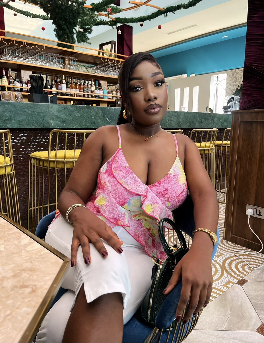 FIRST LADY 🦋 tweet media