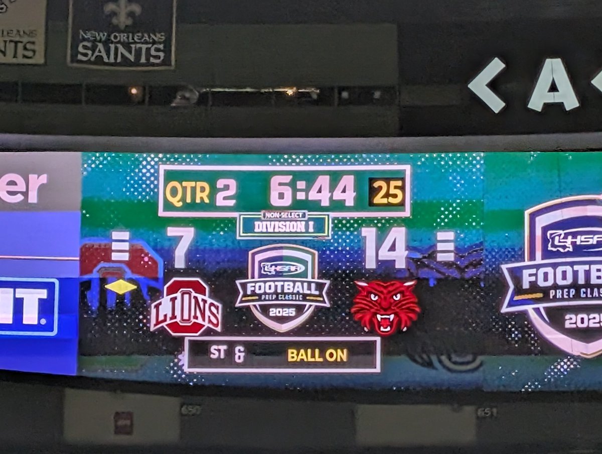 Ouachita with a huge run to finally get on the board!