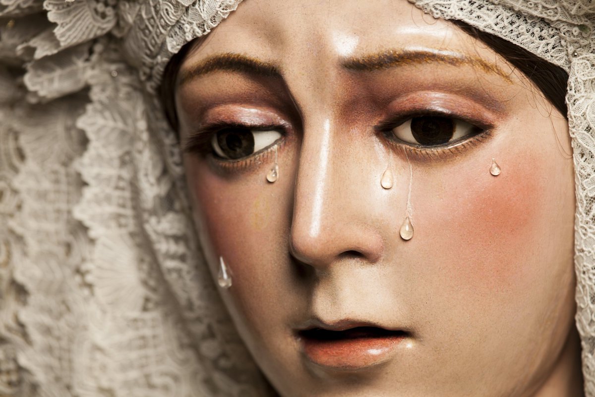 Hdad_Macarena's tweet photo. "Eres la Madre de Dios
y Dios en Ti se recrea,
porque todas las virtudes
las concentró en tu belleza."

📷 @andres__vf y Alejandro Ochoa https://t.co/yIenWlnElZ