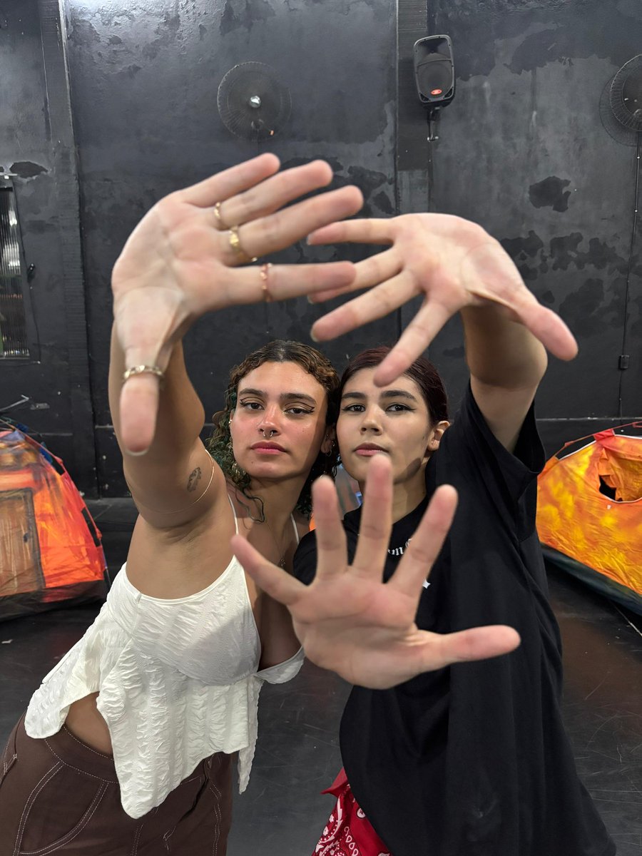 Eu e minha irmã de psikolera pelo tpk q vem aí hoje 🫠
