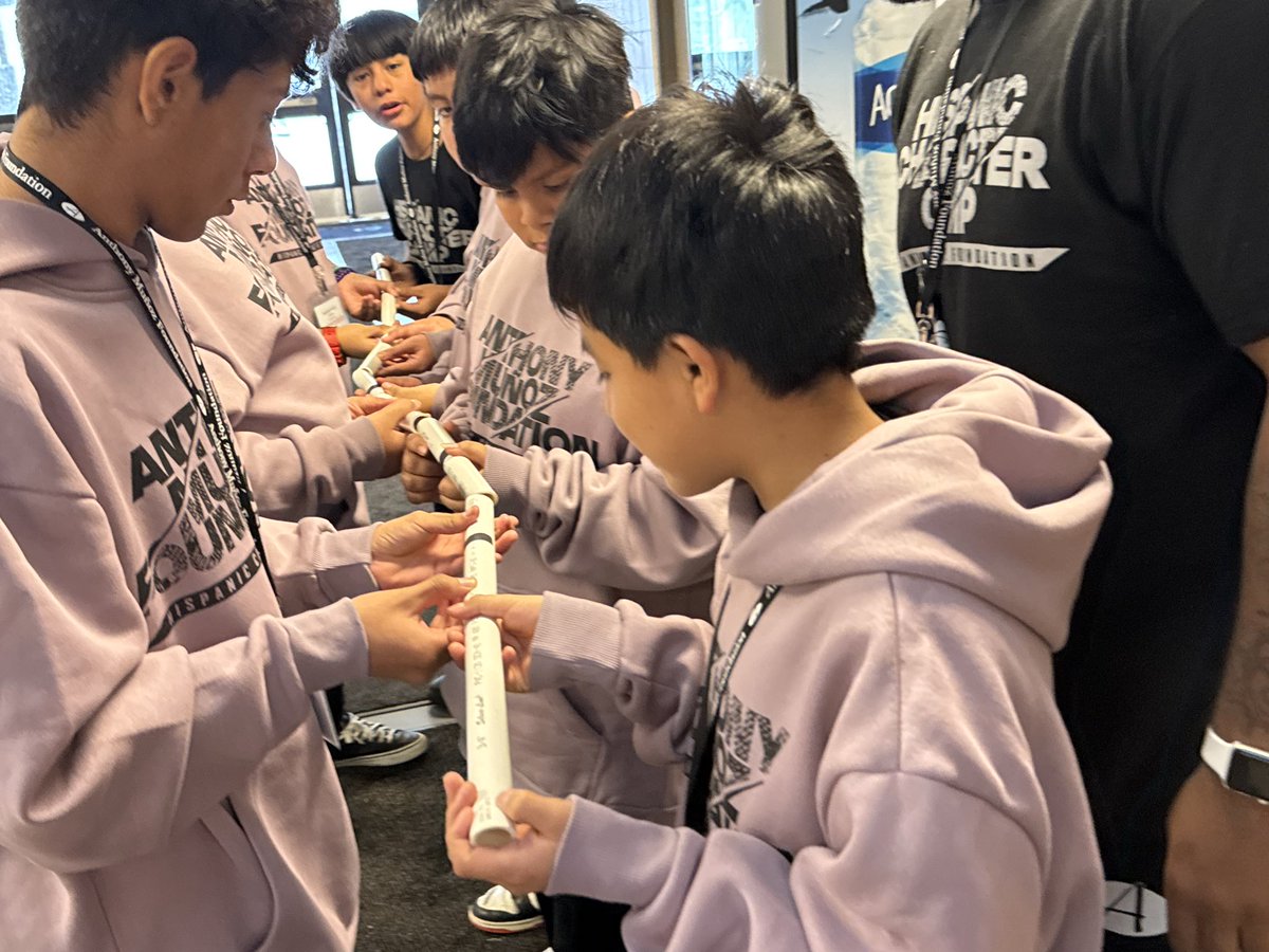 Alex Lopez tweet media