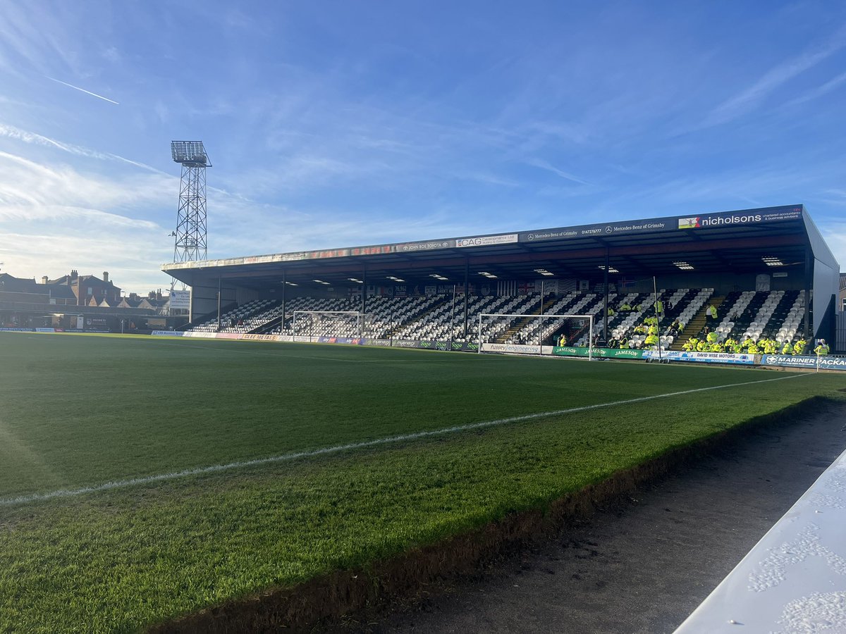 Kellarooo's tweet image. Disappointing result today but we’ve really enjoyed our day for my daughter’s mascot day for her birthday. #gtfc