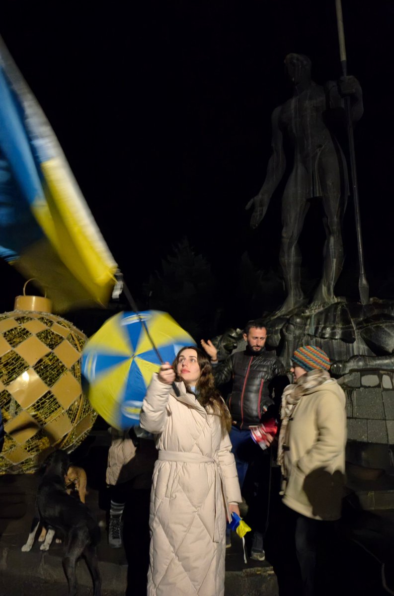 NTskvitishvili's tweet photo. Dare to Protest Everywhere!
Day 381
Chkhorotsku 
#Protestingeorgia #FreePoliticalPrisoners 
#GeorgiaProtests 
#GlorytoGeorgianpeople 
#Georgiaiseurope #GloryToUkraine 🇬🇪🇪🇺🇺🇦 https://t.co/kYd0INkVY2