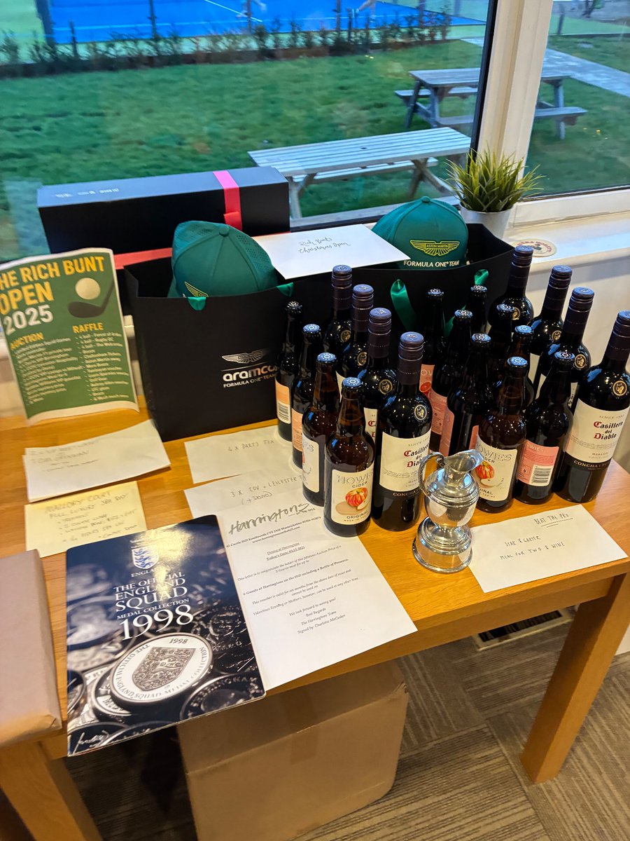 Rich Bunt's Christmas Open tweet media