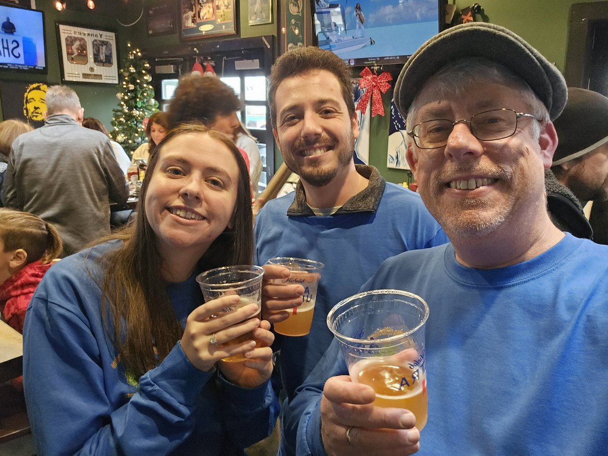 brian_bonafitz's tweet photo. The #AOHPubCrawl2025 has begun!! First stop, the Chubby Pickle in #HighlandsNJ!! #SaturdayFitz #BeerMe #TisTheSeason🎄 https://t.co/rAhOTVr272