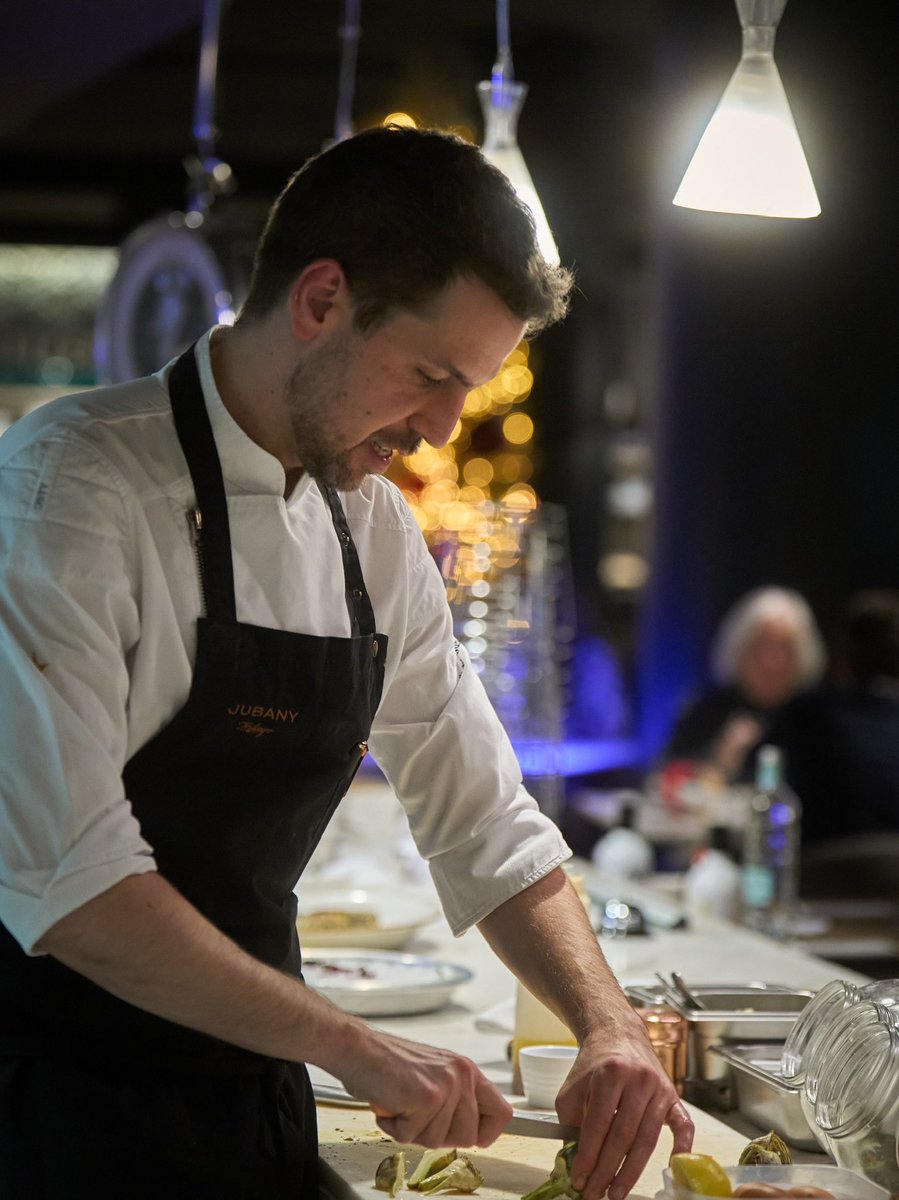 Come and visit our restaurant this Christmas 🎄

#Diamant #Andorra #Product