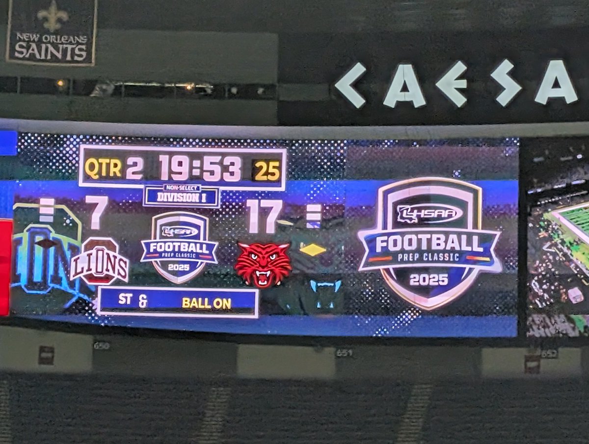 Halftime from the Dome!

Ruston leads the Lions 17-7

The Lions missed the field goal heading into the half...