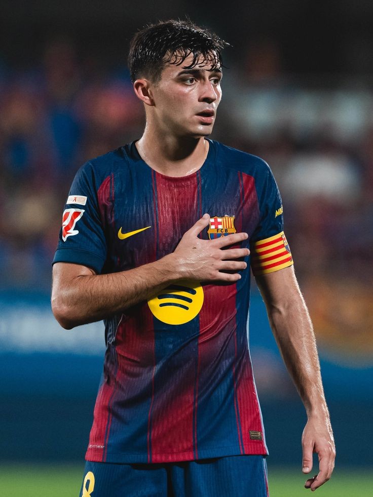 CrewsMat10's tweet image. 4 assists in 4 games since he got back from Injury 

Pedri Gonzalez 🪄