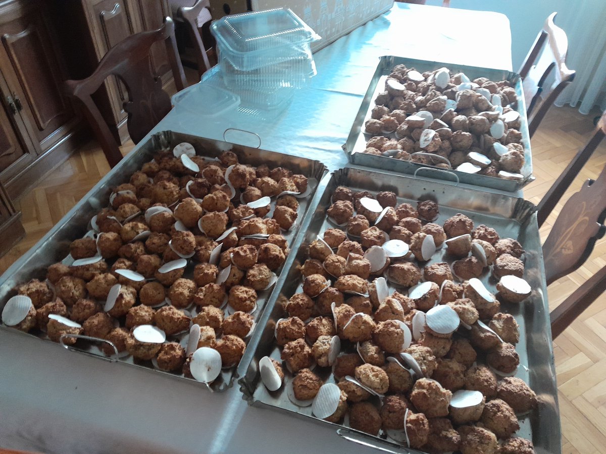 coproli-teando tweet media