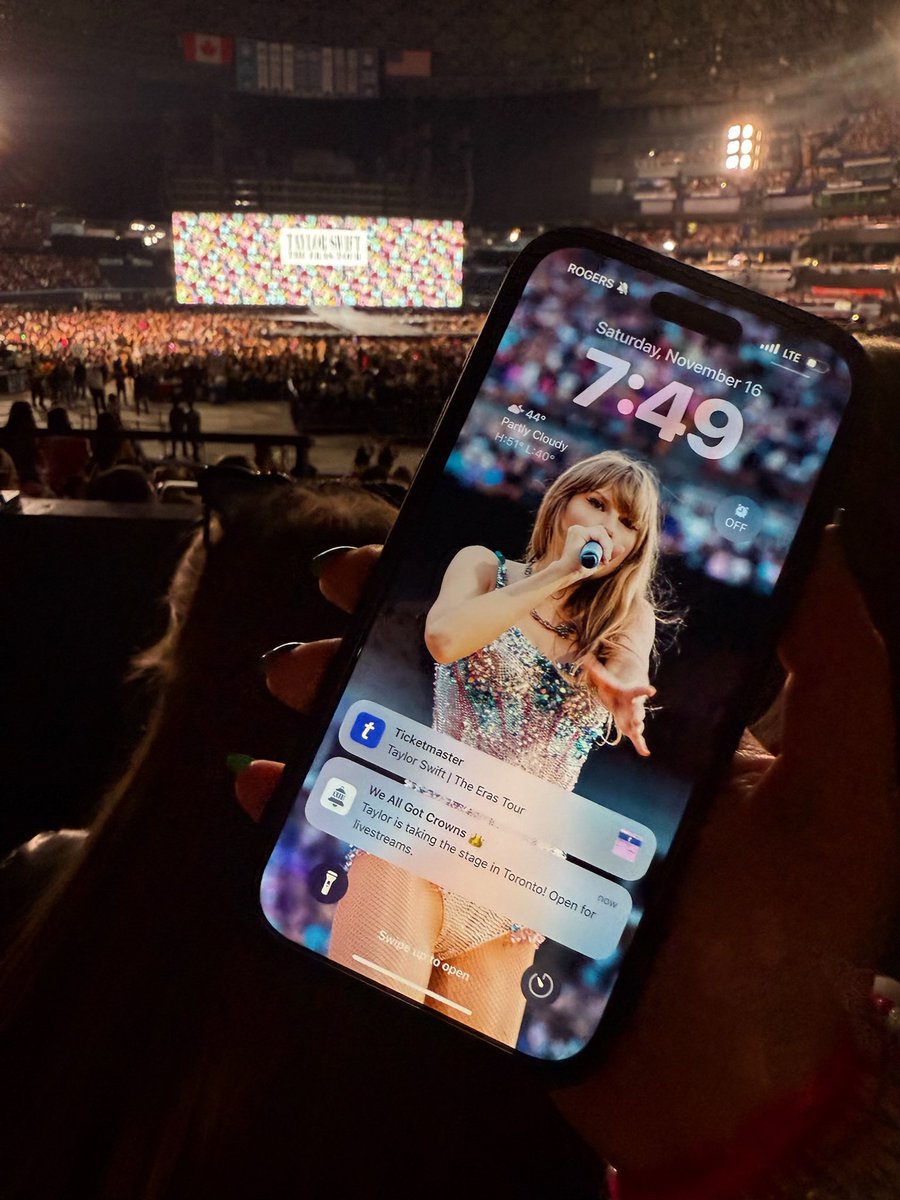 Morganjoy24's tweet photo. Thank you for all the magic we’ve made 🫶🏻 here’s to much more 🎉 #HappyBirthdayTaylorSwift https://t.co/EthdndGaWC