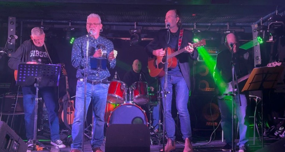 Steve Falla tweet media