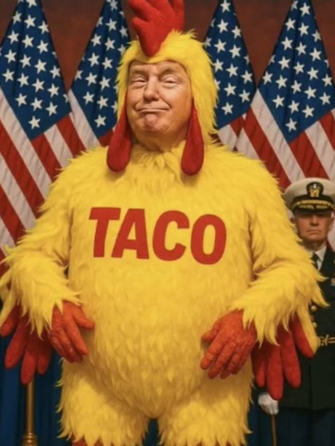 RicardoRoveran's tweet image. TRUMP ALWAYS CHICKENS OUT
