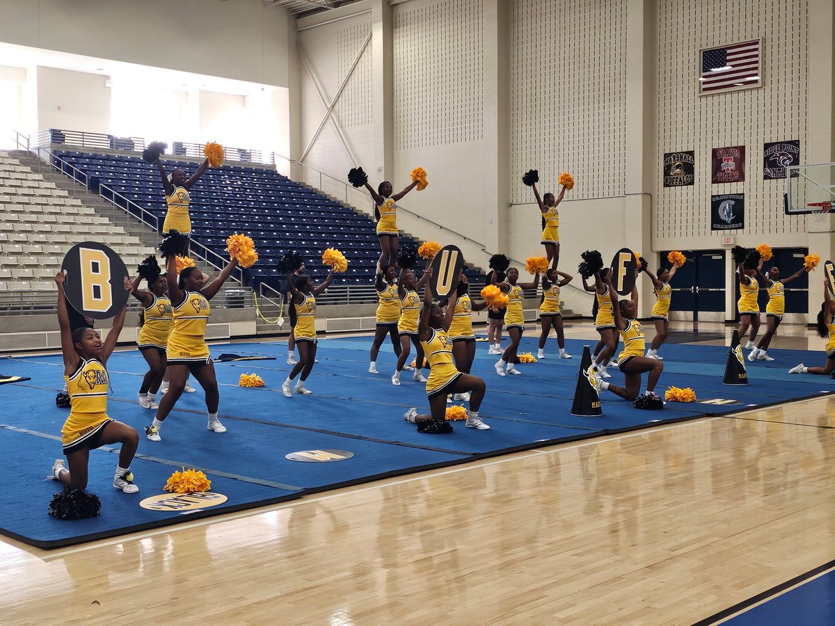 FBISDAthletics's tweet image. Great job to all of our FBISD cheer teams this morning at our cheer showcase.