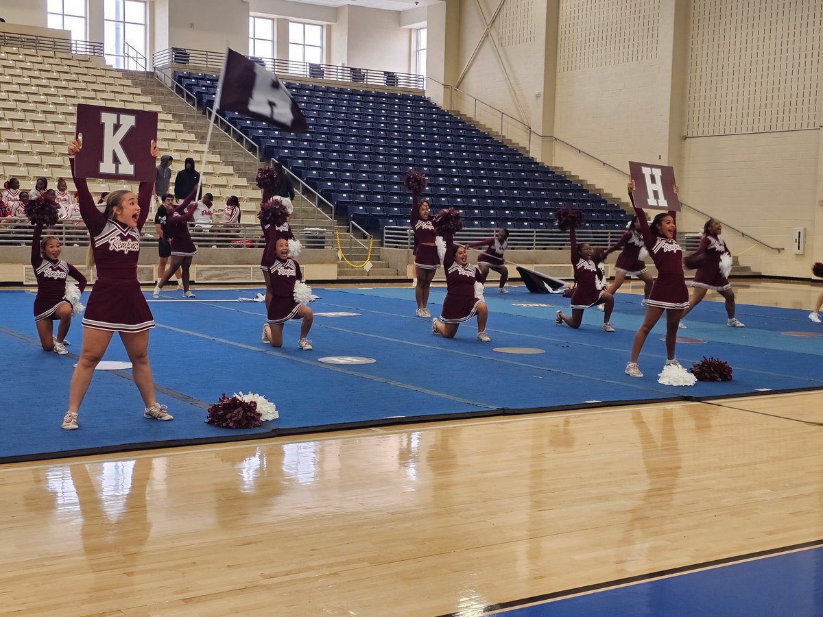 FBISDAthletics's tweet image. Great job to all of our FBISD cheer teams this morning at our cheer showcase.