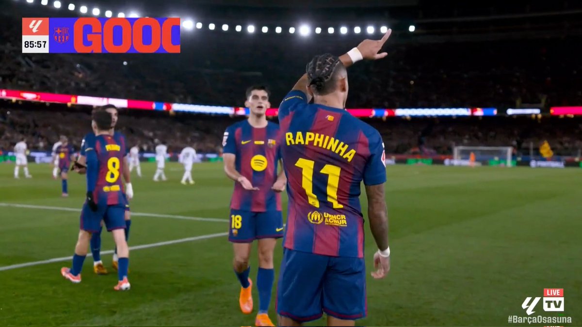 رافینیا به‌عنوان هافبک هجومی فقط مقابل تیم‌هایی جواب می‌ده که پشت دفاع‌شون فضا می‌دن؛ برای همین هم امشب اونطور که باید خطرناک نبود. بهترین پست واسش همون وینگر چپه؛ جایی که می‌تونه مدام به محوطه نفوذ کنه.
سمت چپ، ارتباطش با لامین هم خیلی بهتر شکل می‌گیره.

۳ امتیاز مهم دیگه
تبریک