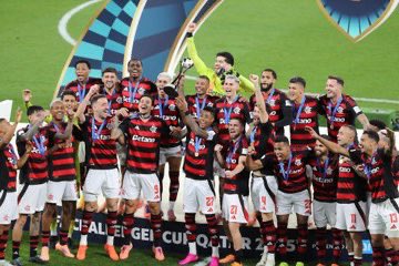 فلامنغو البرازيلي يتوج بطلا لكأس التحدي ويبلغ نهائي كأس القارات للأندية بفوزه على بيراميدز المصري 2 - 0 ليواجه باريس سان جيرمان بطل أوروبا ي في النهائي 