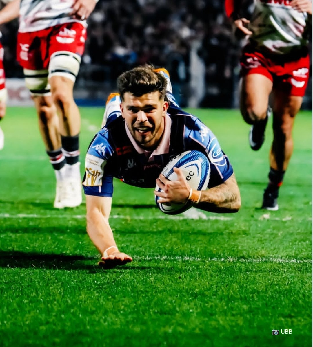 catourneovale tweet media