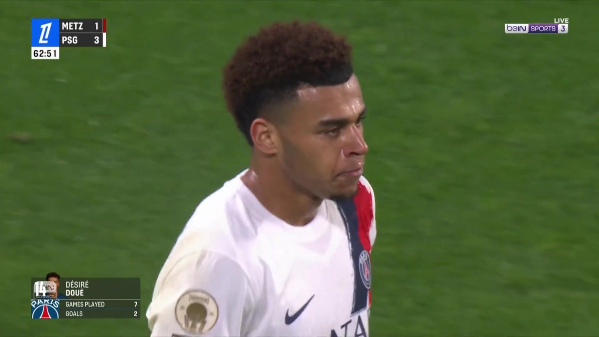 ديزيري دويه يوقع على هدف باريس سان جيرمان الثالث ضد ميتز 