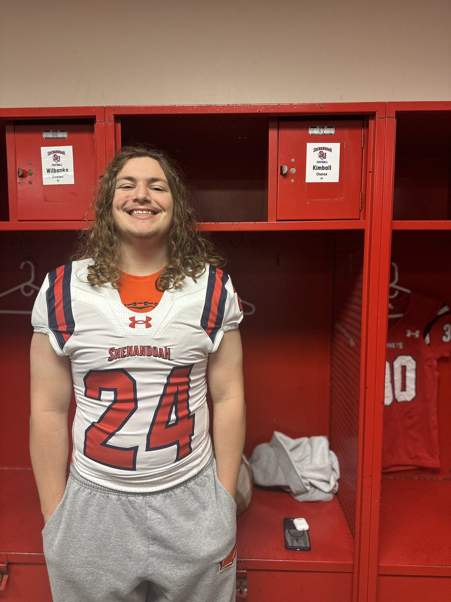 ChanceKimball24's tweet photo. Had an amazing time at Shenandoah! Thank you @yoder847 for the invite! Looking forward to the next. @SUhornetsFB @BWHSFootball https://t.co/5xdUKMIRXU