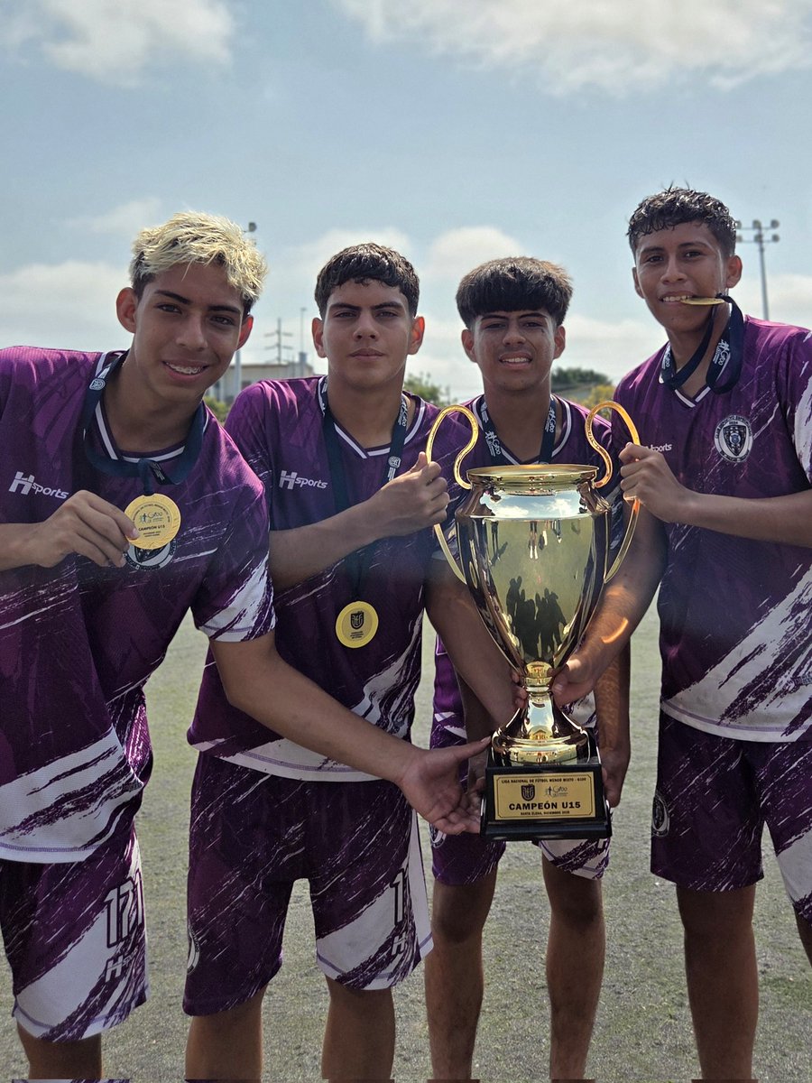 lnfa_fef's tweet photo. ⚽️🇪🇨 ¡IDV PAUCAR ES EL CAMPEÓN! 👏🏻 

📍 El club obtuvo el campeonato de la Liga Nacional de Fútbol Menor Mixto U15. 

#Amateur https://t.co/bBi4IJnJl1