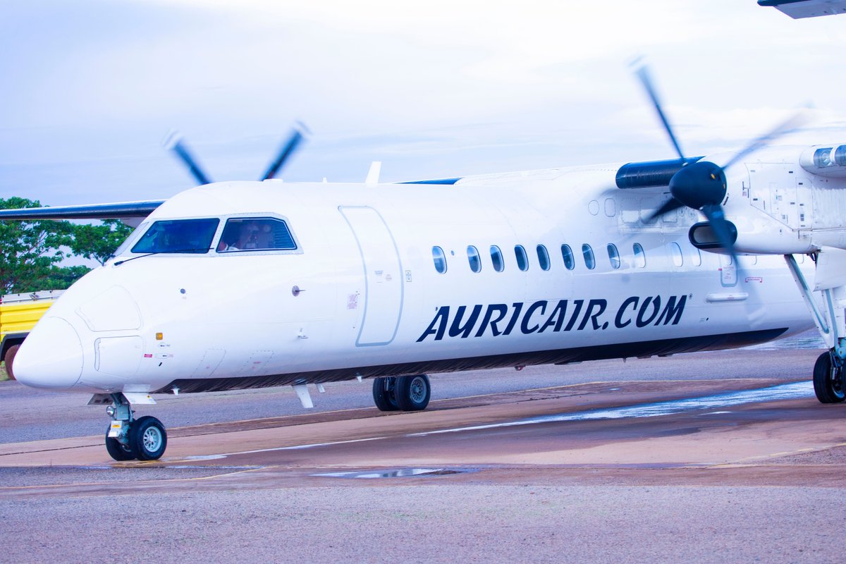 auricair's tweet image. ✈️ Auric Air yazindua safari mpya Kahama ⇄ Dar es Salaam, hatua muhimu kuimarisha muunganiko wa mikoa na fursa za biashara.

Uzinduzi ulihudhuriwa na Mhe. Frank Nkinda, Bi. Glory Absolm, Mhe. Shaban P. Mikongoti na wadau mbalimbali.

#AuricAir #NowFlying #Kahama #DarEsSalaam