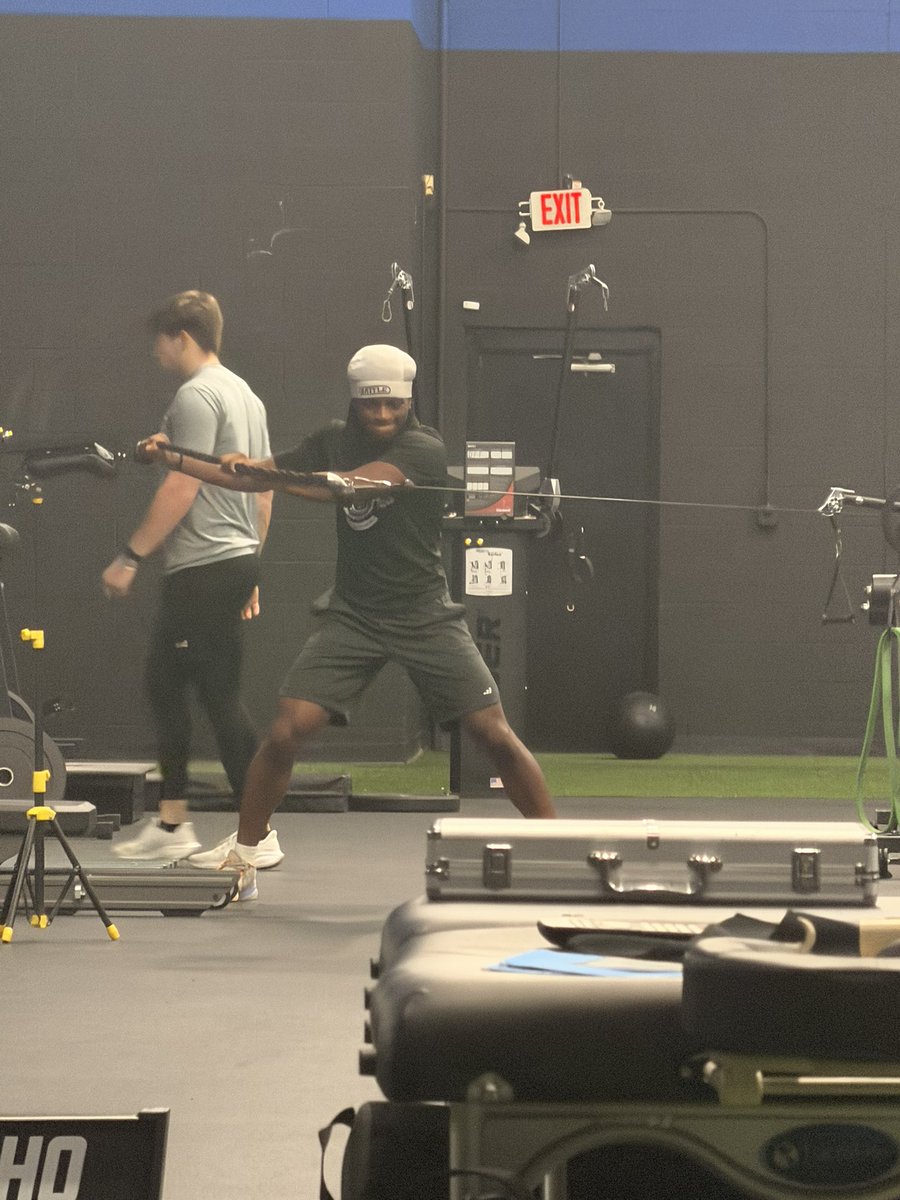 rico3000Atl's tweet photo. Working on that explosion!
@AdenRucker https://t.co/kN4yzsjNI7
