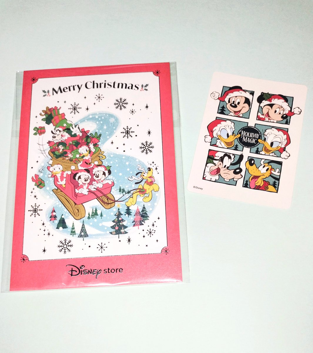 今日の推し活､､渋谷のディズニーストアにて、クリスマスカードと今週末限定配布のカードをゲットしました！ #ディズニーストアじゃんけん