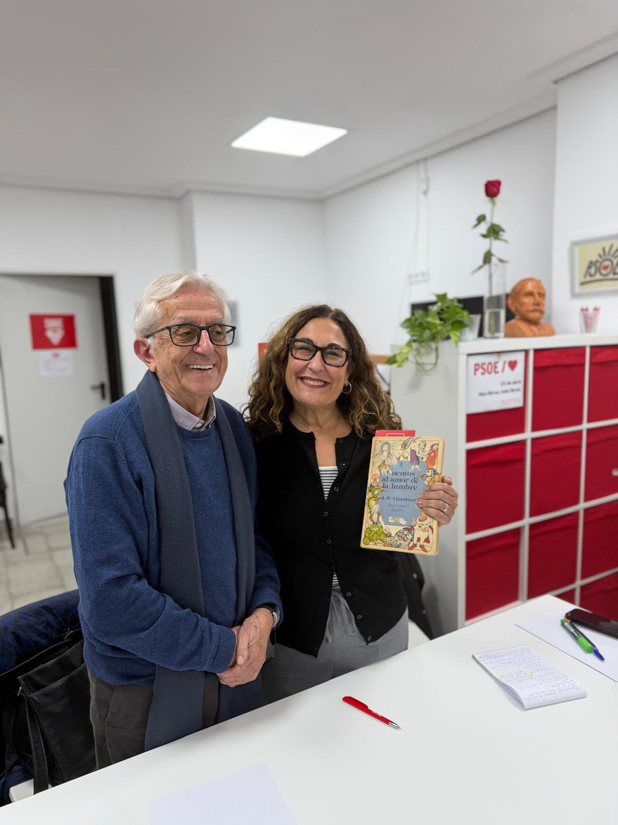 MirafloresPsoe's tweet photo. El jueves recordamos los 100 años de la muerte de Pablo Iglesias Posse, fundador del #PSOE y la #UGT .

Una mirada a su legado a partir de la intervención del investigador y escritor Antonio Rodríguez Almodóvar. 🌹 https://t.co/hesgwJNKcQ
