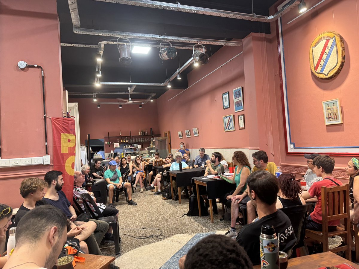 Asambleas obrero-estudiantiles en todo el país! 
Impulsamos asambleas con todos los sectores para trazar un plan de lucha que derrote el paquete de reformas esclavistas y anti obreras de este gobierno. 
Próxima parada, un 18 de diciembre con la clase trabajadora en las calles.