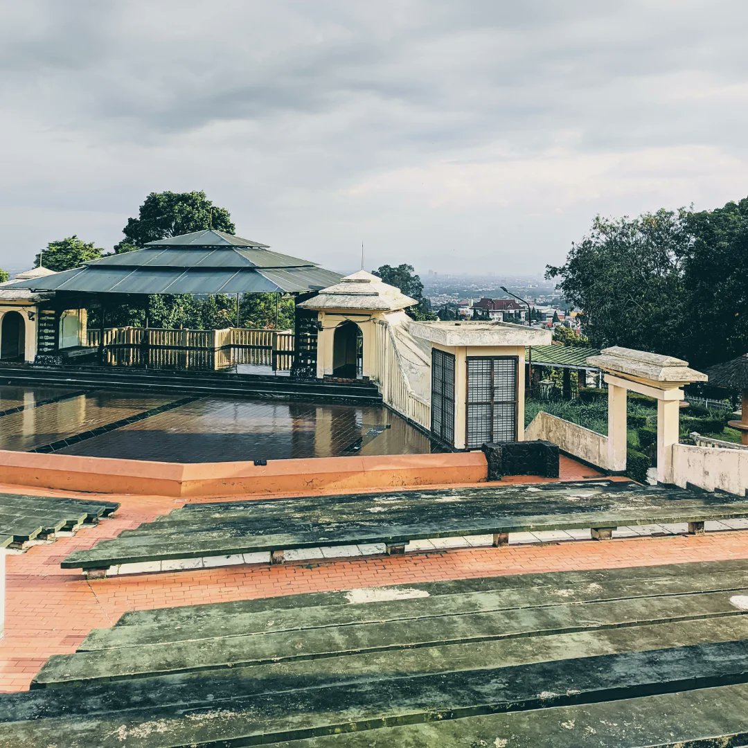 sayamerkurius tweet media