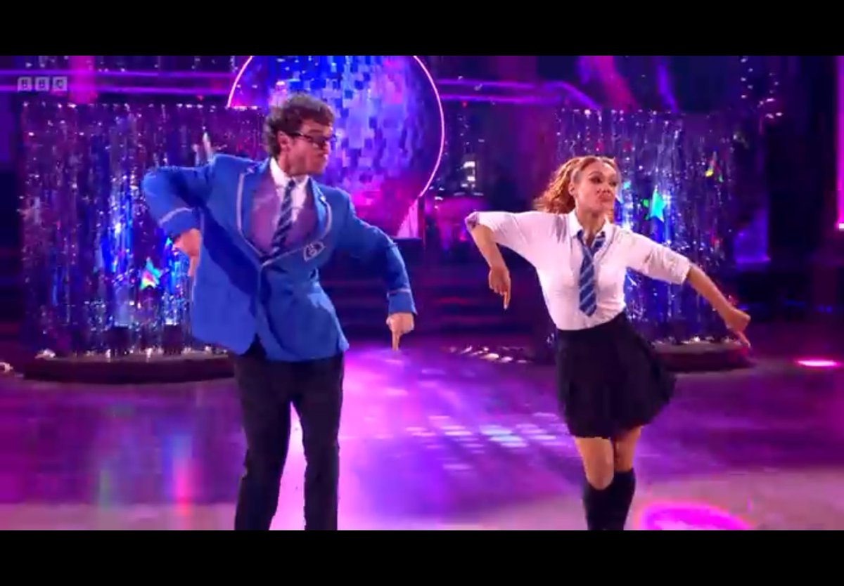 KDCunliffe's tweet photo. Ultimately it’s entertainment we’re looking for and goodness me George Clarke has delivered it in spades tonight.

He has been phenomenal.

Absolutely joyous.

#StrictlyComeDancing #strictly #george #bbcstrictly #scd https://t.co/rgRWQvjOdO