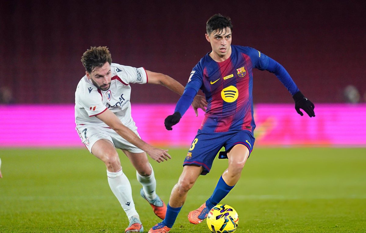 🚨🎙️| Eric: “Playing alongside Pedri a blessing? Yes, absolutely! The truth is that when things get a bit complicated, you pass the ball to Pedri and he solves everything. #fcblive 🧙