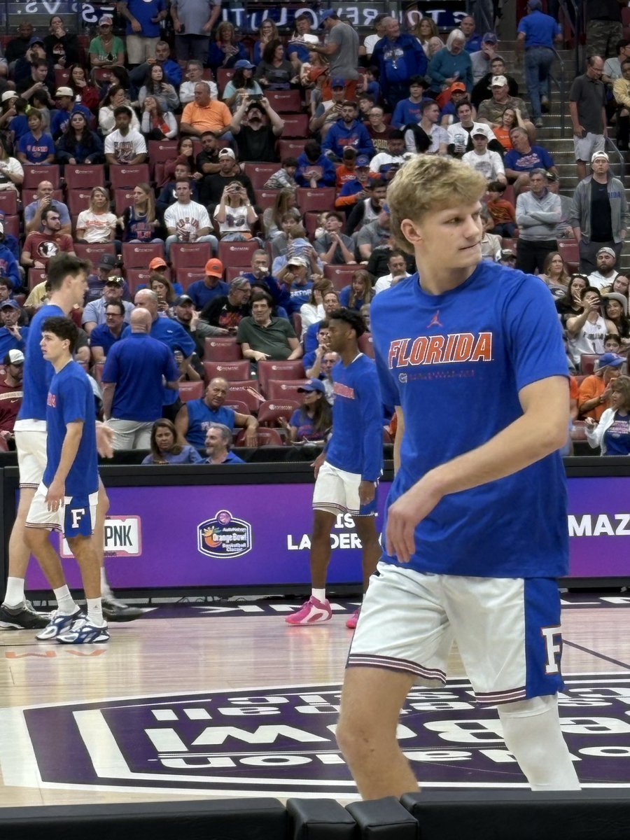 gator_chomping's tweet photo. @GatorsMBK https://t.co/OVU0uRom58