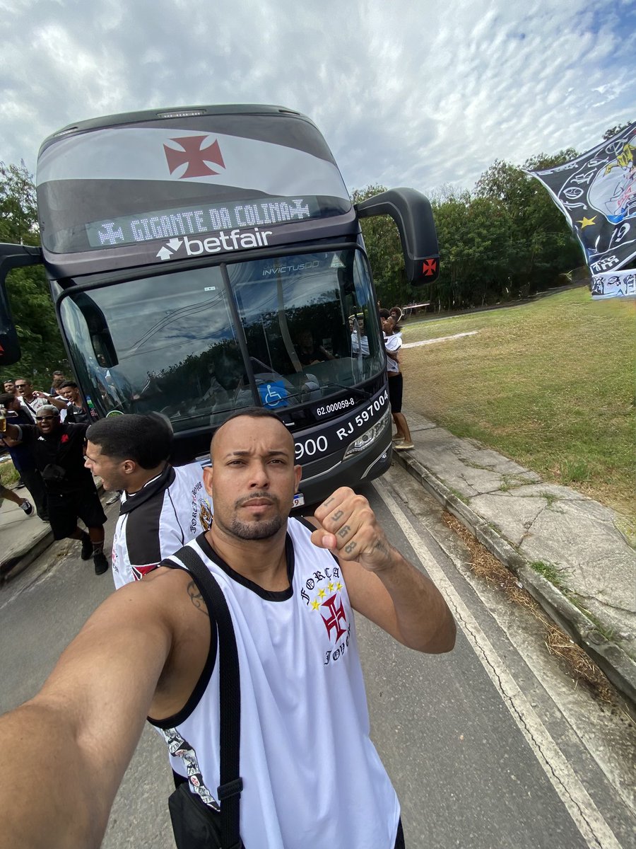 edmitosouza7's tweet photo. 1/4 ✅

PELA COPA! 🏆💢 https://t.co/0sBfCwQlM0