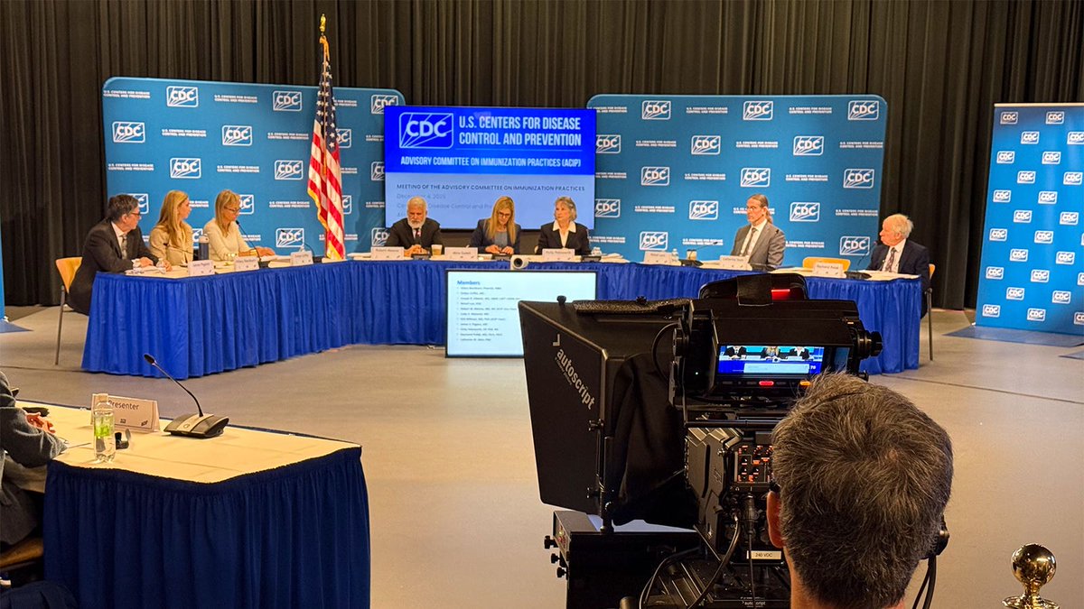 NFIDVaccines's tweet photo. CDC Panel Targets Size of Childhood Vaccine Schedule, Safety of Aluminum Adjuvants
https://t.co/LXYz2JnvWB? via via @MedPageToday, with @PeterHotez speaking at #NFID briefing https://t.co/viLr2abxEF