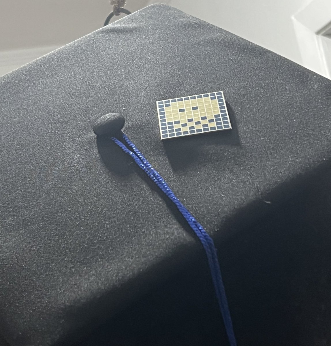 KyochaNDxD's tweet image. Splatoon jelly on the grad cap