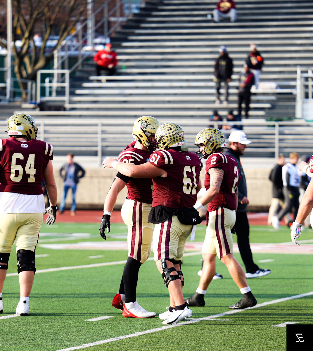 j3gfx's tweet photo. I’m back here at Andre Reed Stadium for the Division 2 National Semifinal where Kutztown is hosting Harding in a matchup for a bid to the National Championship; I’ll be here live with updates on today game. @KUBearsFootball @Harding_FB 

@PaFootballNews https://t.co/RVRbHU4WVp