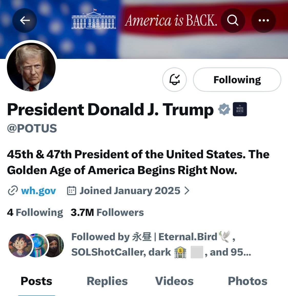 GoldenAgeUSD1's tweet image. “The $GOLDEN Age”  is already visible across official channels.

It appears on WhiteHouse.gov, the Trump Store, and in the bios of @WhiteHouse and @POTUS.

It follows directly after the phrase “MAKE AMERICA GREAT AGAIN.”

@realDonaldTrump reinforced this today with an…