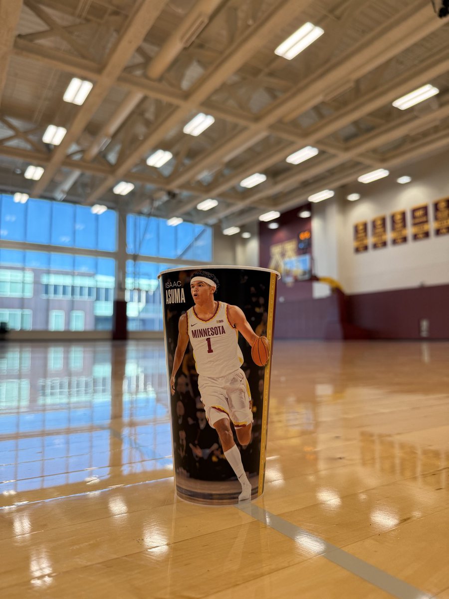 Minnesota Basketball 🤝 <a href="/AramarkSports/">Aramark Sports + Entertainment</a> 

This Sunday at Williams <a href="/GopherFood/">Gopher Sports Food</a> will have souvenir cups for both <a href="/GopherMBB/">Minnesota Men's Basketball</a> (12:00 pm tipoff) and <a href="/GopherWBB/">Minnesota Women's Basketball</a> (5:00 pm tipoff) available for purchase!

#SkiUMah #Gophers