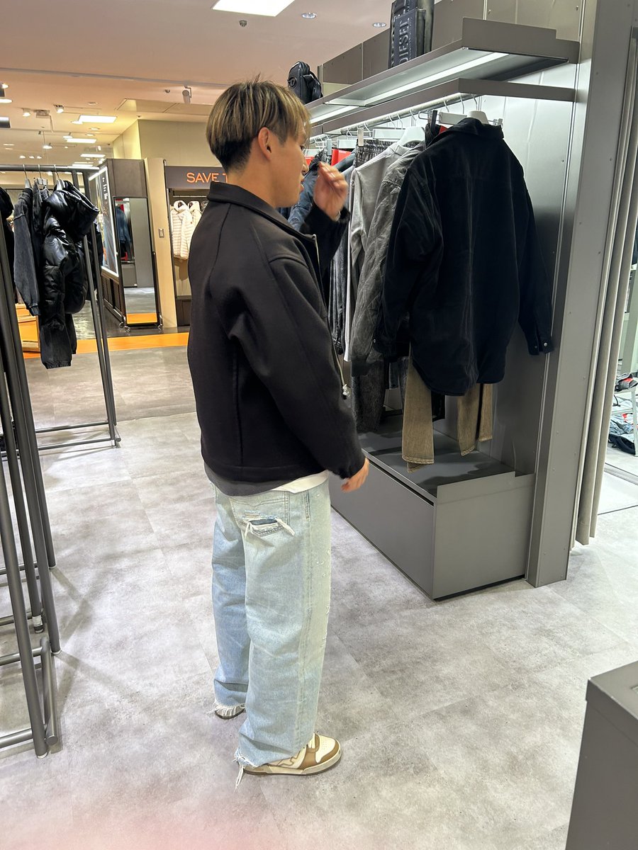 🟣福岡慎平ちゃんにジーンズ👖プレゼント🎁www #京都サンガF.C.