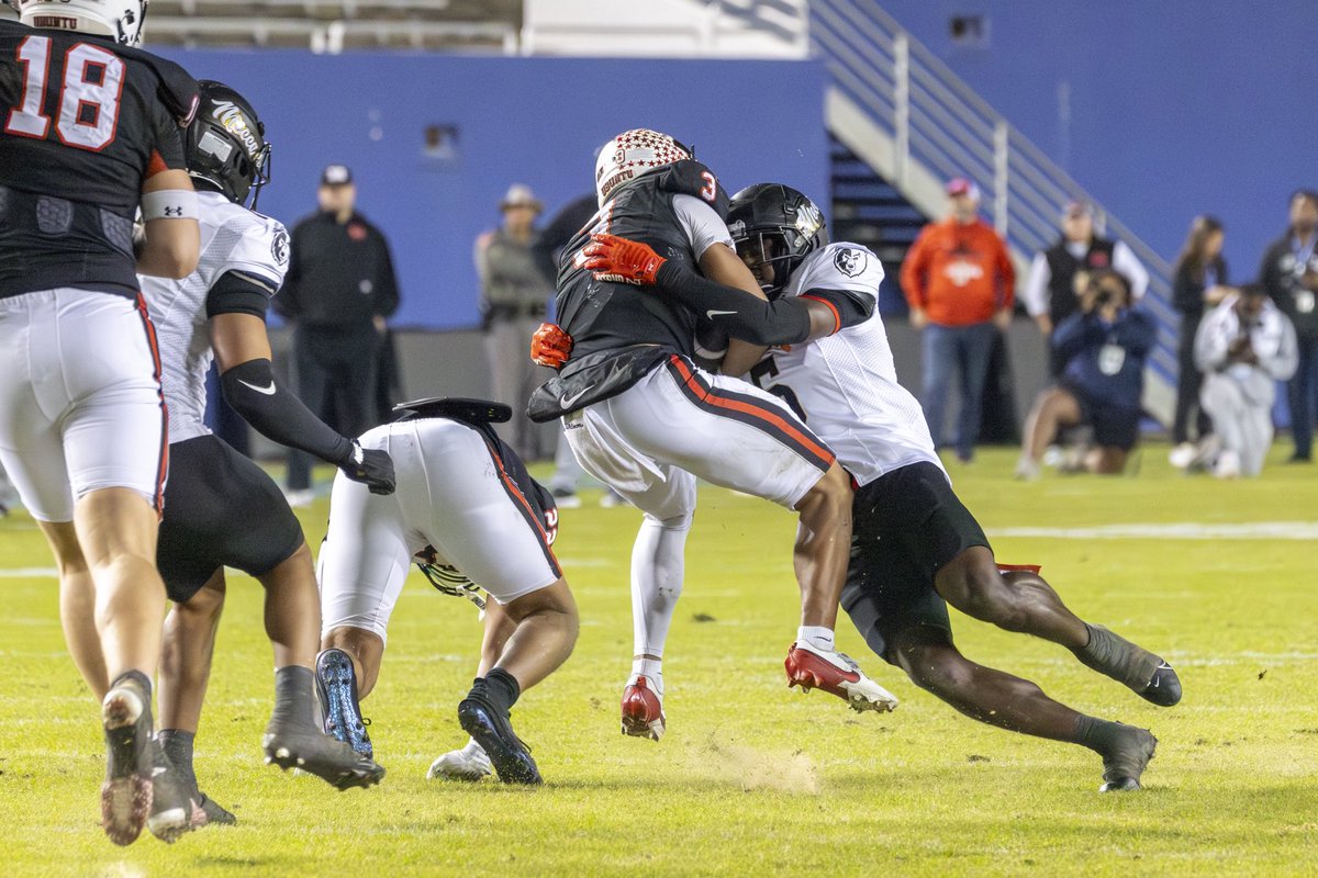 SOC Football tweet media