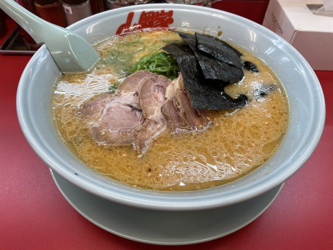 飯テロ配慮してあげなかった
朝食べた山岡家の特製味噌チャーシュー麺あげとくね(*'-`) 