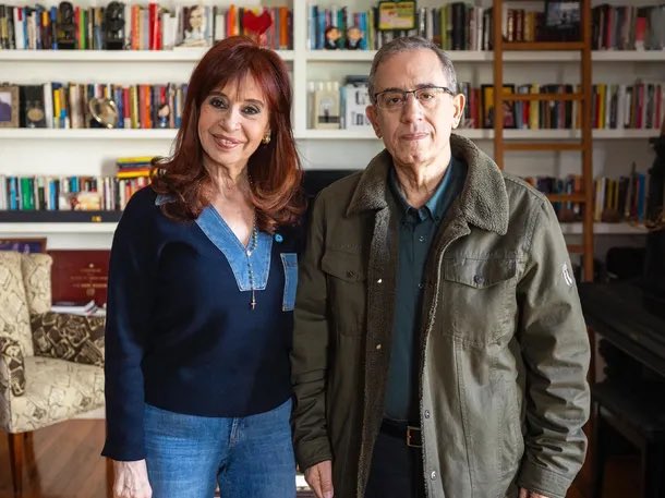 <a href="/CarlosMaslaton/">Carlos Maslatón</a> Y claro gordo valijero si vos siempre tiraste más para los k