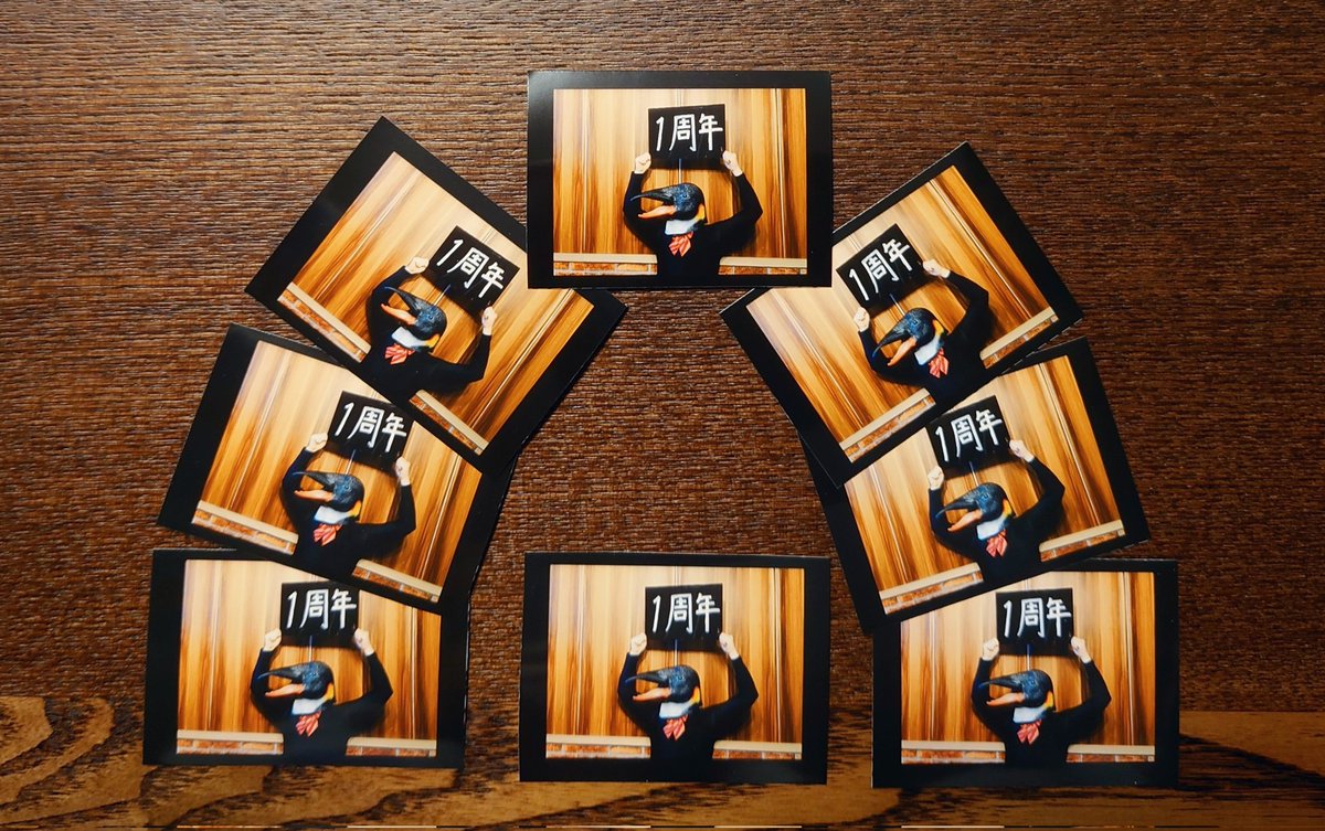 【追加情報】
12/15〜18期間限定の
「えび！エビ！海老麻婆豆腐」には

　　店主のミニブロマイド🐧

が付いてきます（強制的に）
これを持って次回ご来店いただくと、ちょこっとだけいい事があるとか…✍🐧

#人鳥食堂
#1周年
#限定麻婆