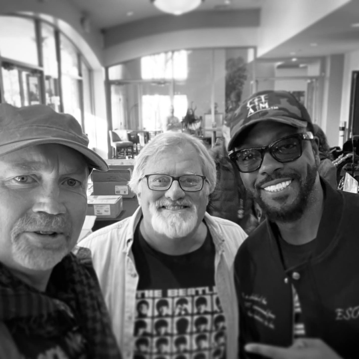 claringb's tweet image. At the Quest For Ancient Civilizations Conf in Arizona with Hugh Newman, David Hatcher Childress and Billy Carson