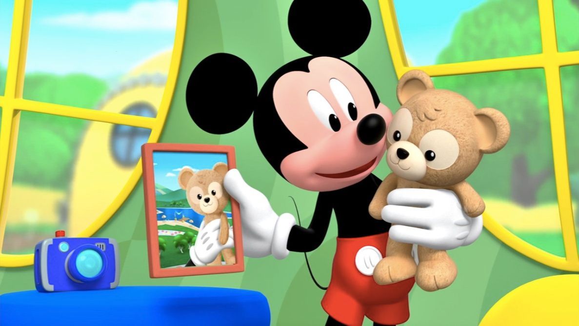 ミッキーミニーと仲間たち、さあ海水浴にしゅっぱつだ