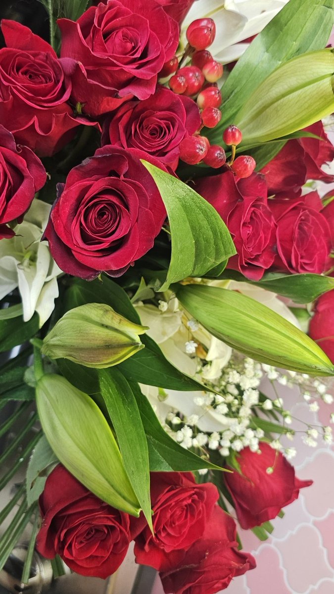 BadABossB's tweet image. Happy 11 year Anniversary to Me 😊🥀❤️