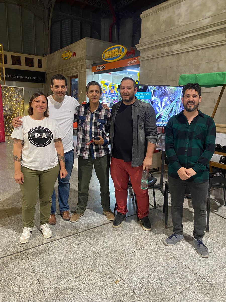 Queremos agradecer al veterinario @ruso_sehabiaga  por participar y apoyar esta causa. 

Somos muchos que estamos pidiendo que no usen pirotecnia! 

<a href="/defensoriamvd/">Defensoría Mvd</a> @montevideoim <a href="/DanielArbulo/">Lic. Daniel Arbulo</a> <a href="/PA_Uruguay/">Plataforma Animalista</a>  #Coendu