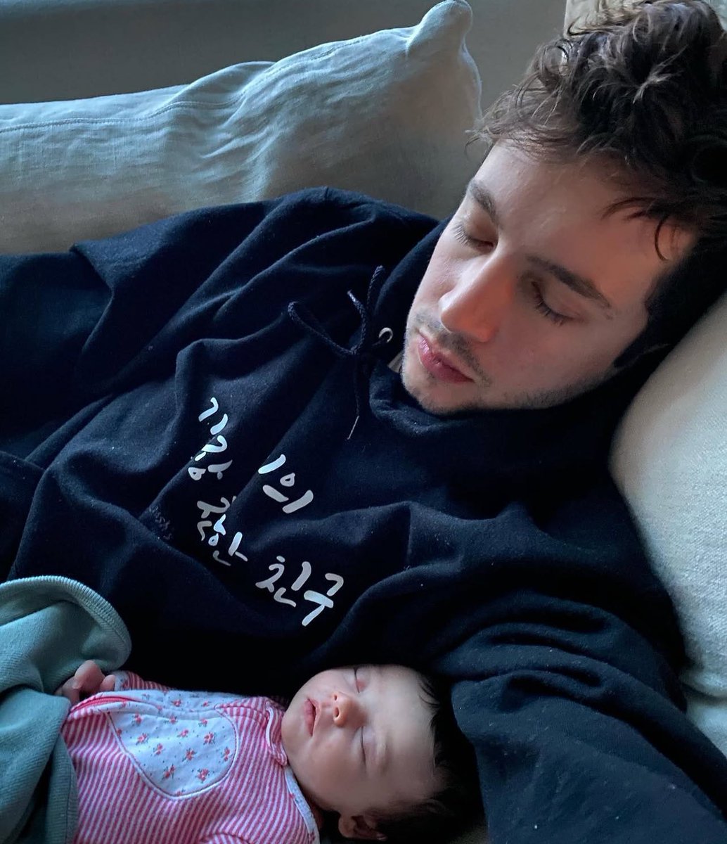 shlofolina's tweet image. our boys and their first girls :,)